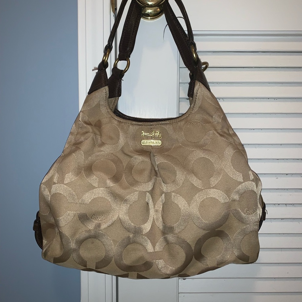 Coach Shoulder Bag